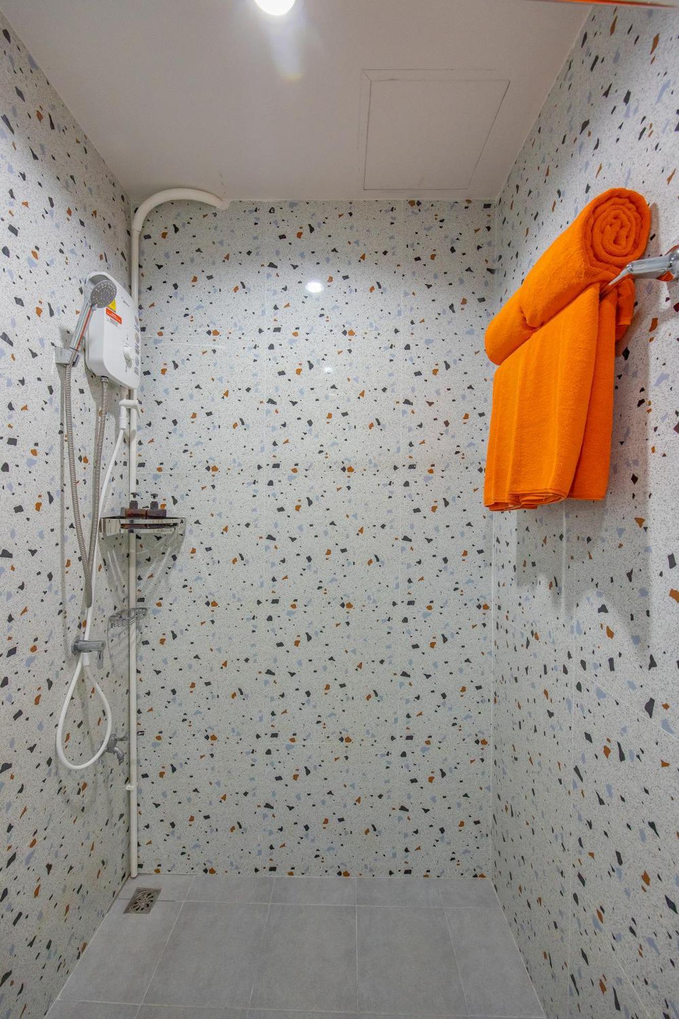 Karon Hotel At 22 외부 사진
